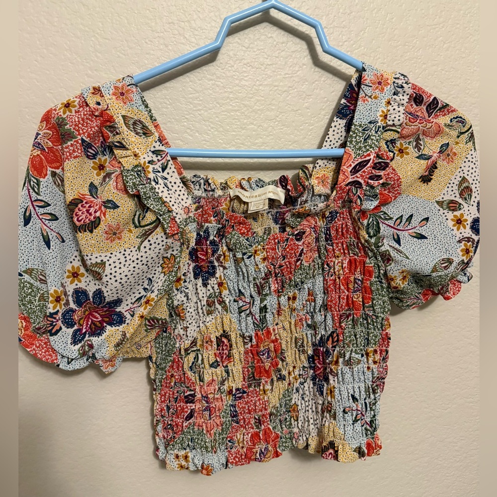 Monteau Multicolor Floral Smocked Puff-Sleeve Crop Top